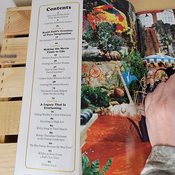 MAGAZINE Life: Willy Wonka & The Chocolate Factory NEW - Picture 2 of 3
